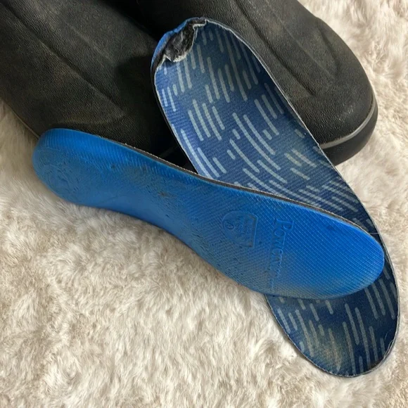 Bogs Classic II Mid Rain Boots - Picture 10 of 11